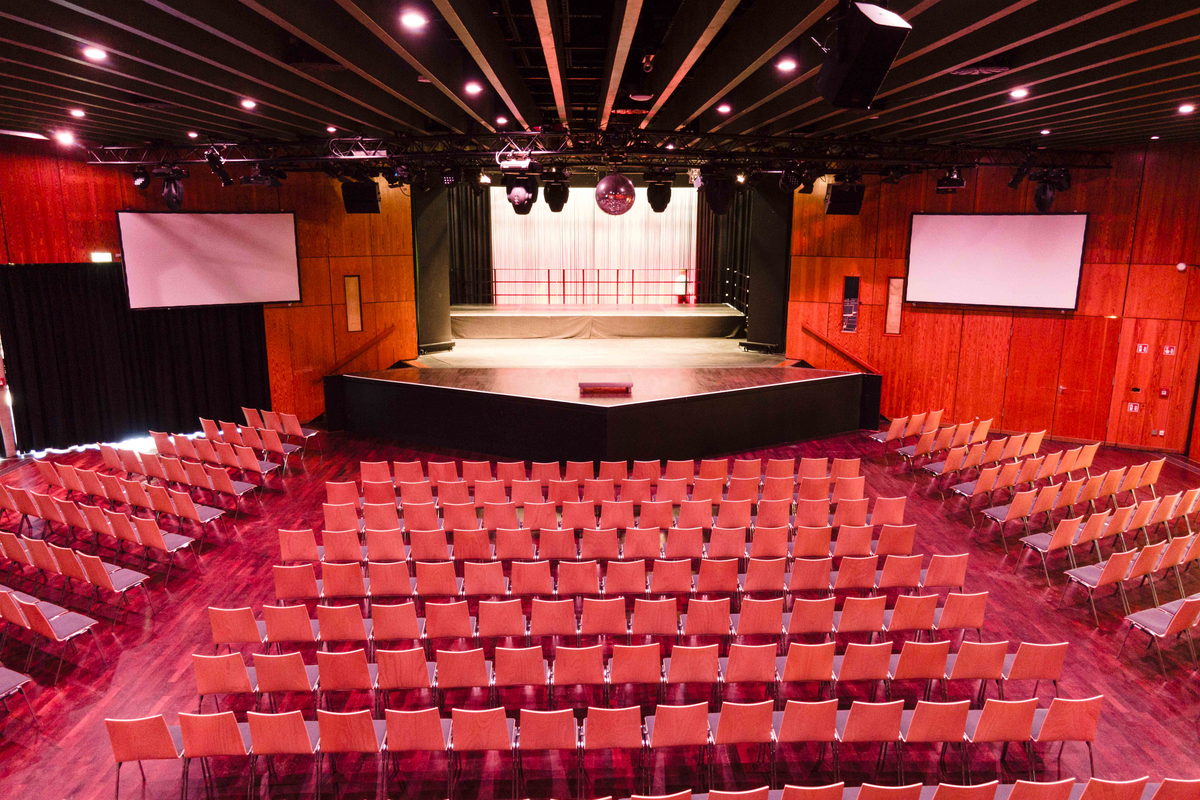Großer Saal bis 800 Personen